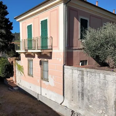 Primula - Casa Varicottis A 100 Mt Dal Mare Finale Ligure